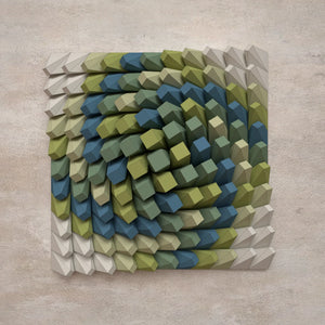 TWISTED BOX 01 / PARAGAMI 007_001