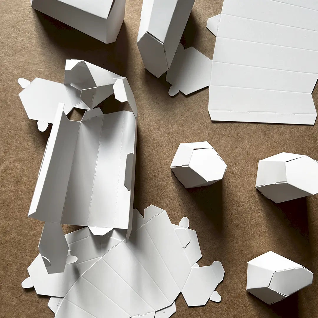 HEXSPIRE: MONA LISA BUNDLE WHITE (Blocks + Layout) / PARAGAMI PAPER KIT 101_032_003